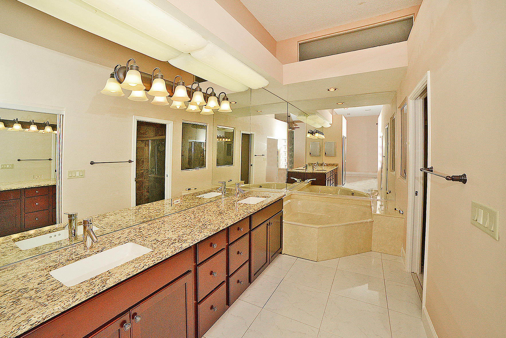 2439 Northwest 63rd Street Boca Raton, FL 33496 - Photo 16 of 30 AK2_6724A