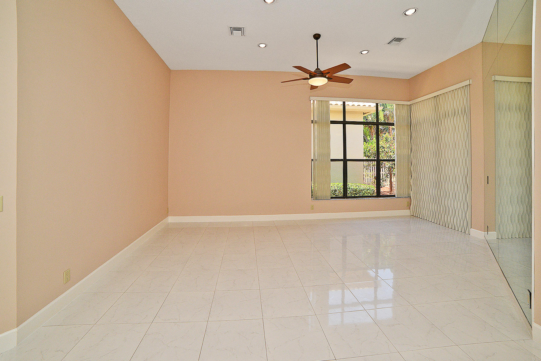 2439 Northwest 63rd Street Boca Raton, FL 33496 - Photo 9 of 30 AK2_6587A