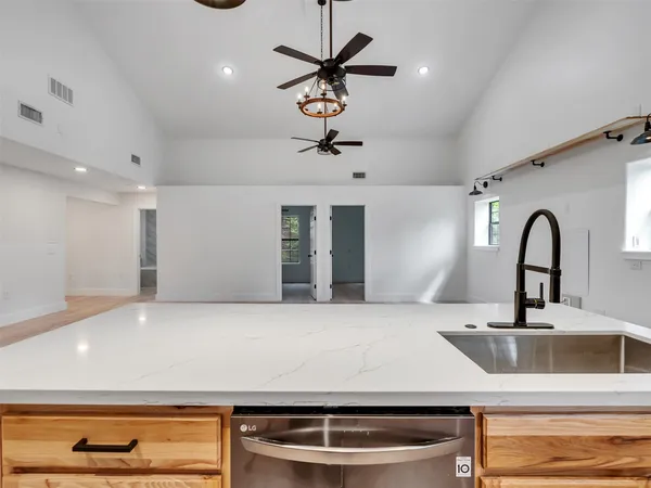 $289,999 | 431 Havard Road, Huffman, TX 77336