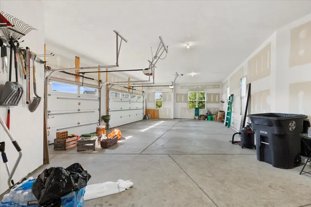 $684,900 | W195N5814 Deer Park Court, Menomonee Falls, WI 53051