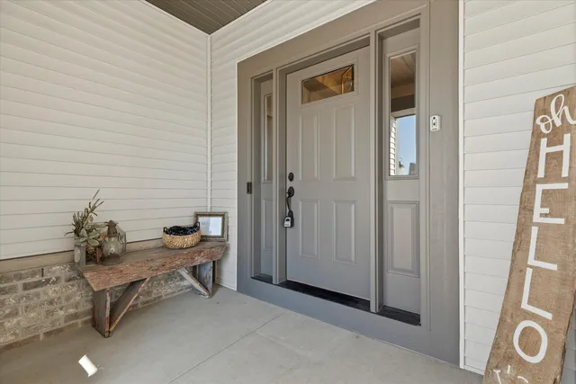 $684,900 | W195N5814 Deer Park Court, Menomonee Falls, WI 53051