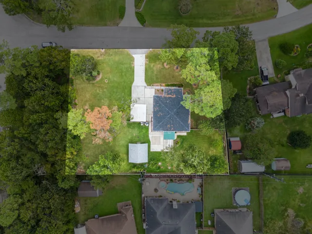 a picture of a bathroom with a sink