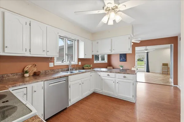 $699,900 | 614 Chatham Terrace, Madison, WI 53711