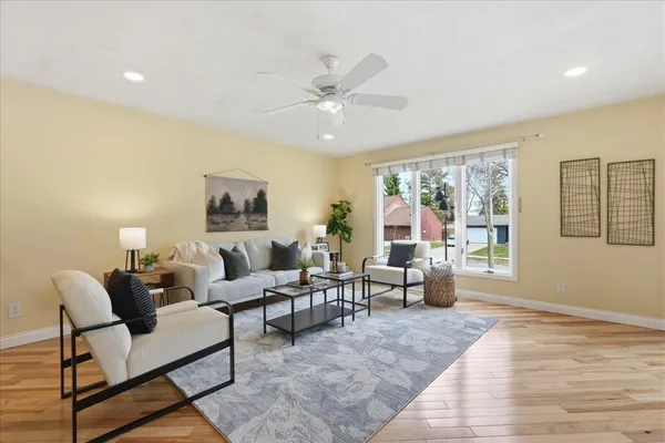 $699,900 | 614 Chatham Terrace, Madison, WI 53711