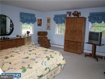 283 Gulph Hills Road Wayne, PA 19087 - Photo 9 of 12 Bedroom - Main