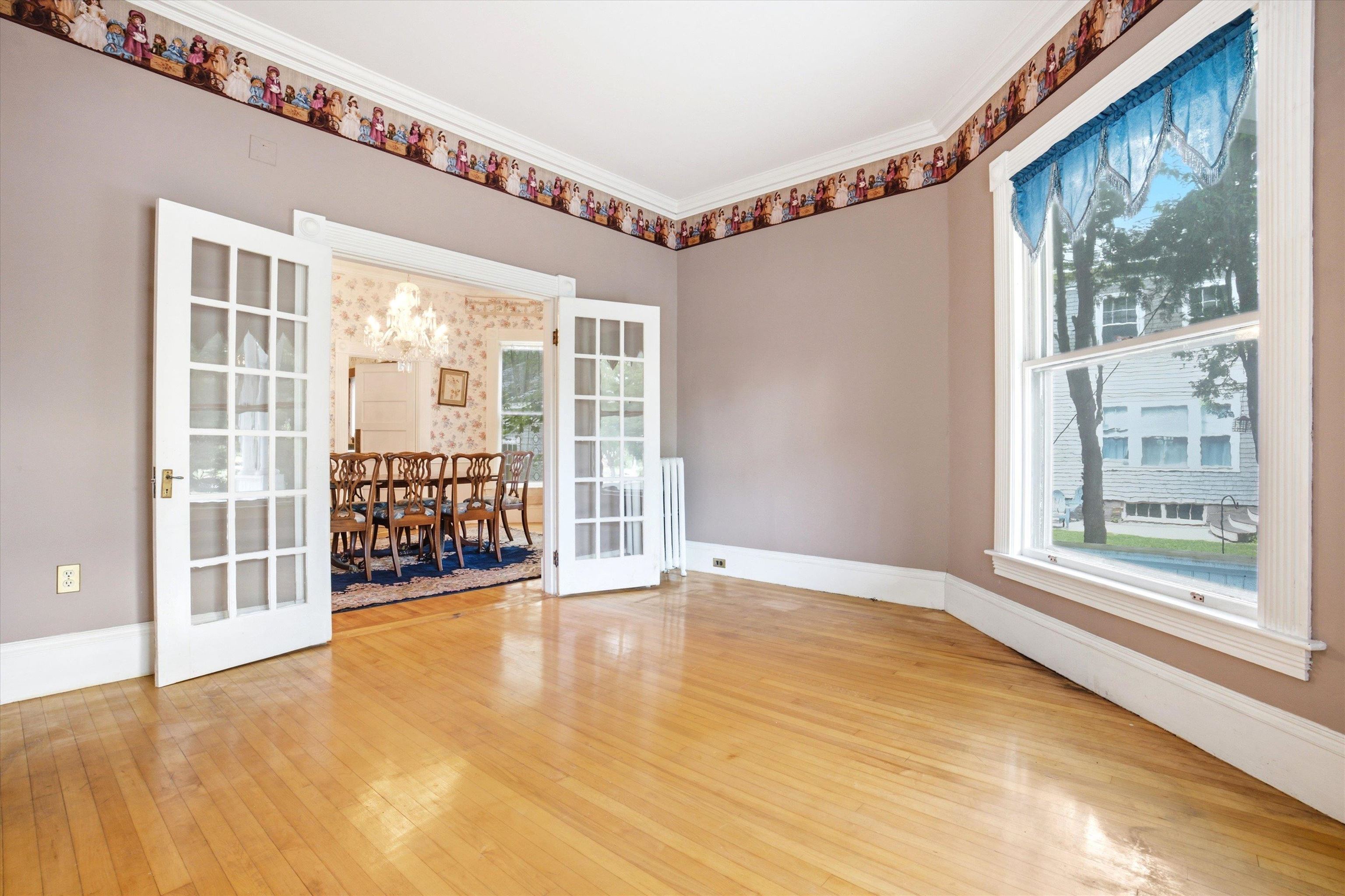 2108 Elm Street Manchester, NH 03104 - Photo 10 of 59