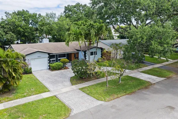 $6,500 | 5421 Buchanan Street, Hollywood, FL 33021