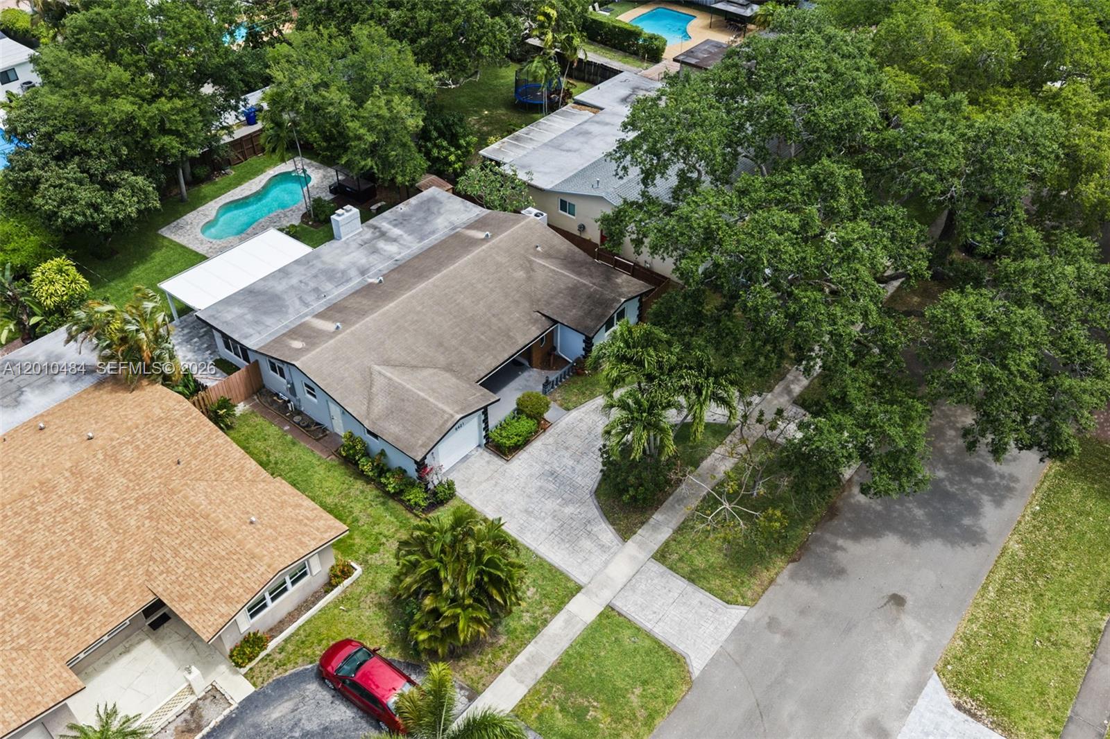 5421 Buchanan Street Hollywood, FL 33021 - Photo 38 of 42