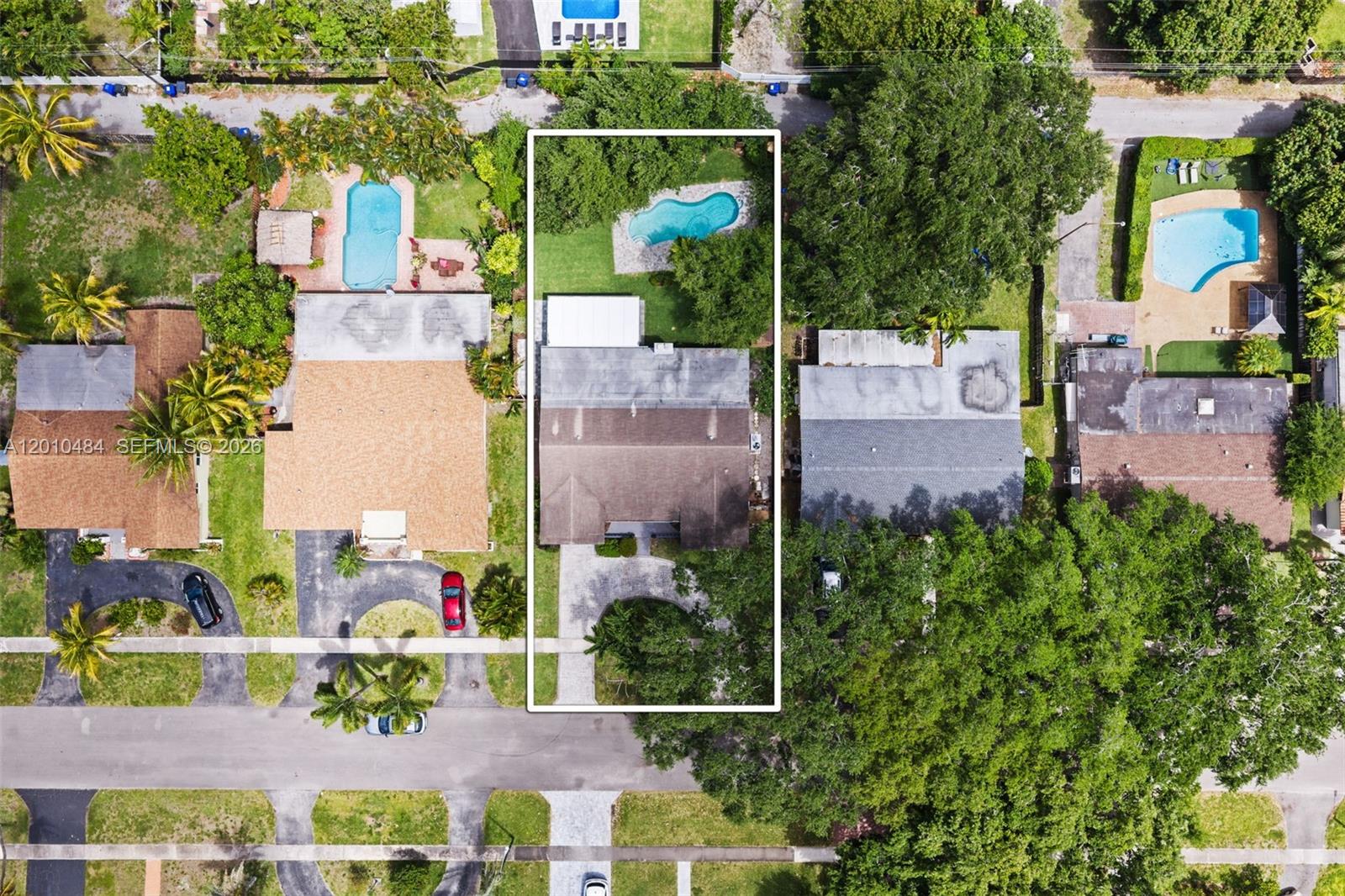 5421 Buchanan Street Hollywood, FL 33021 - Photo 4 of 42