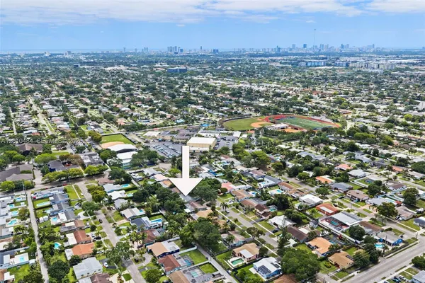 $6,500 | 5421 Buchanan Street, Hollywood, FL 33021