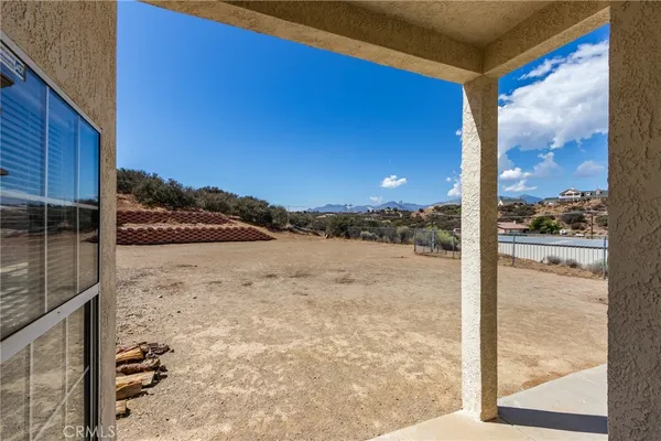 $599,000 | 7170 Joshua Road, Oak Hills, CA 92344