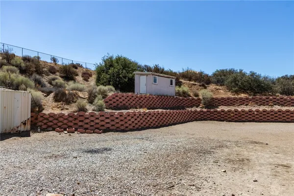 $599,000 | 7170 Joshua Road, Oak Hills, CA 92344