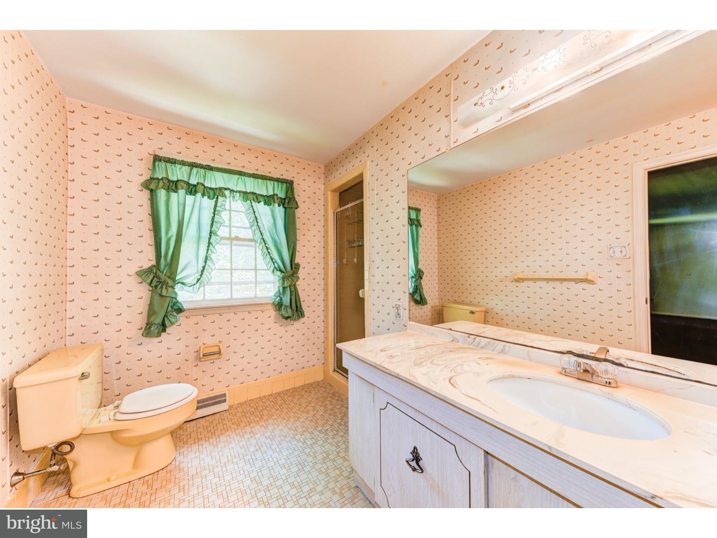 450 Ridge Run Blue Bell, PA 19422 - Photo 16 of 19