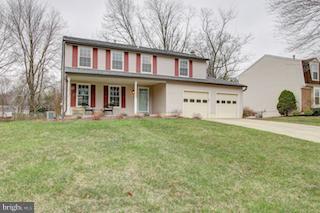 Gorgeous Peachwood Colonial Style Home