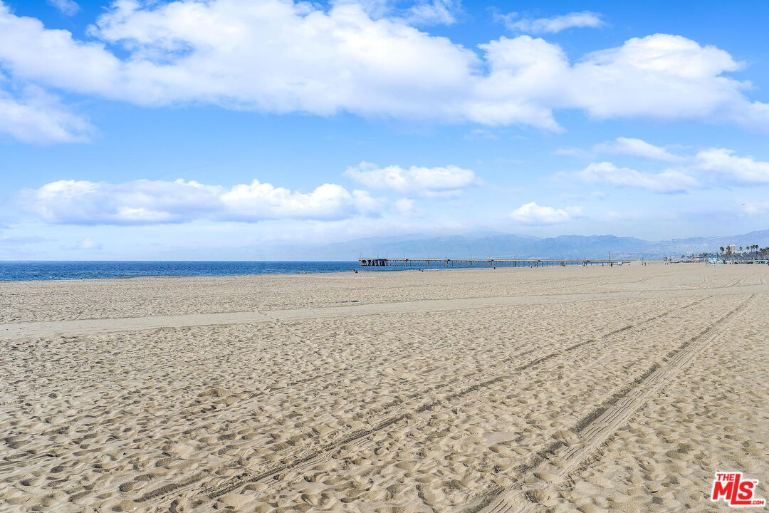 2 Ketch Street, Unit 102 Marina del Rey, CA 90292 - Photo 16 of 22 a view of an ocean