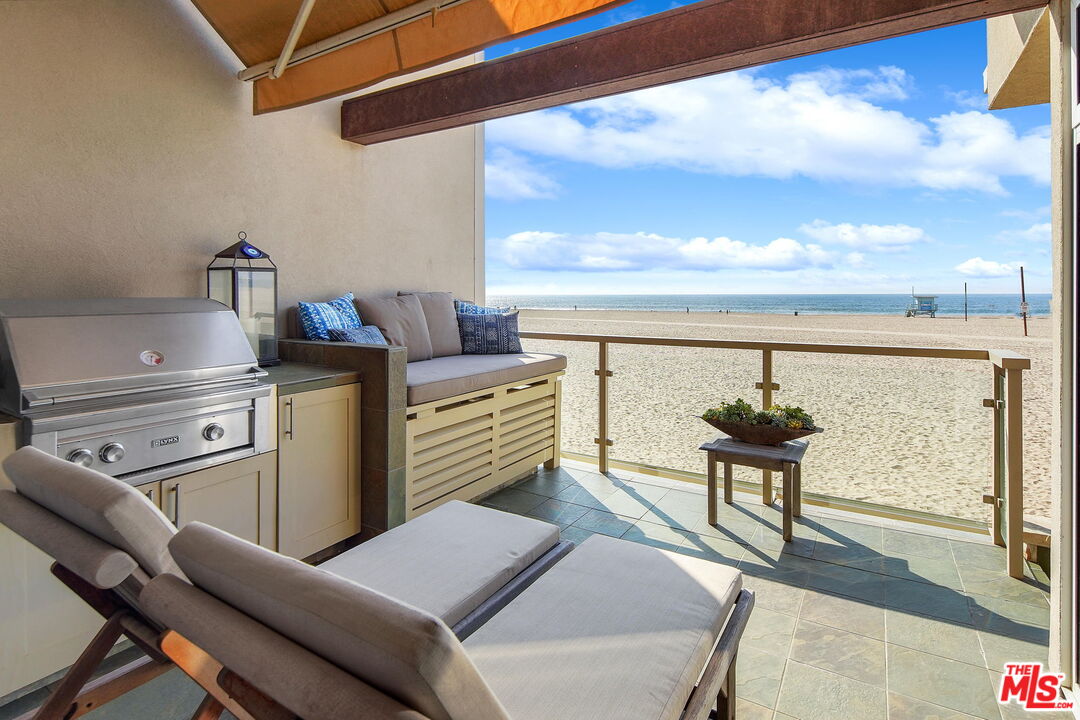 2 Ketch Street, Unit 102 Marina del Rey, CA 90292 - Photo 9 of 22 a room with storage and utility