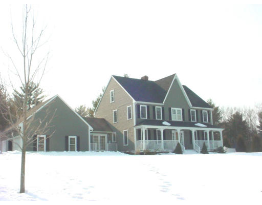 8 Hickory Lane Georgetown, MA 01833 - Photo 1 of 7
