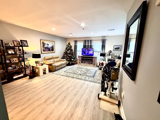 $664,900 | 906 Alder Way, Unit 906, North Andover, MA 01845