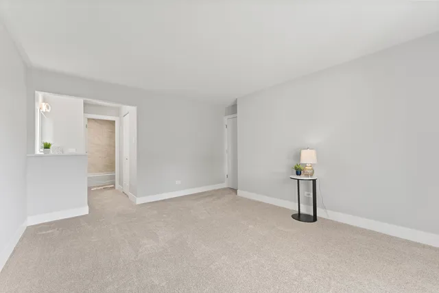 $269,900 | 813 East Carriage Lane, Unit 5, Palatine, IL 60074