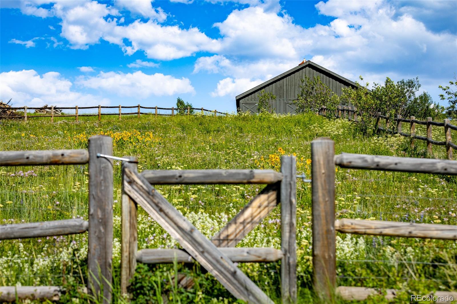 6903 Bellyache Ridge Road Wolcott, CO 81655 - Photo 47 of 50 a view of a balcony with an ocean