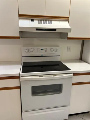 $2,095 | 1605 Abaco Drive, Unit 1605 J1, Coconut Creek, FL 33066