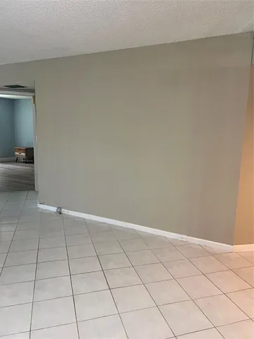 $2,095 | 1605 Abaco Drive, Unit 1605 J1, Coconut Creek, FL 33066