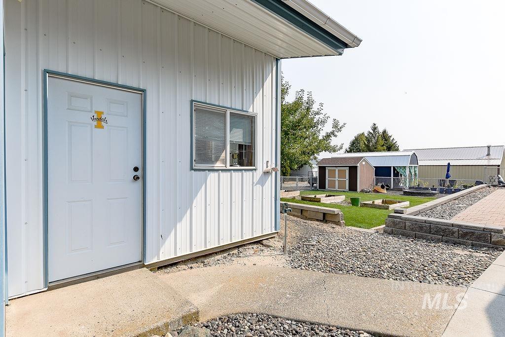 414 South Garfield Street Genesee, ID 83832 - Photo 44 of 50 Property entrance