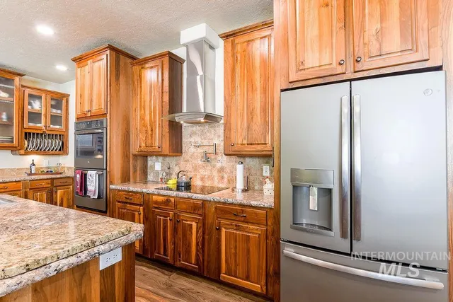 $564,000 | 414 South Garfield Street, Genesee, ID 83832