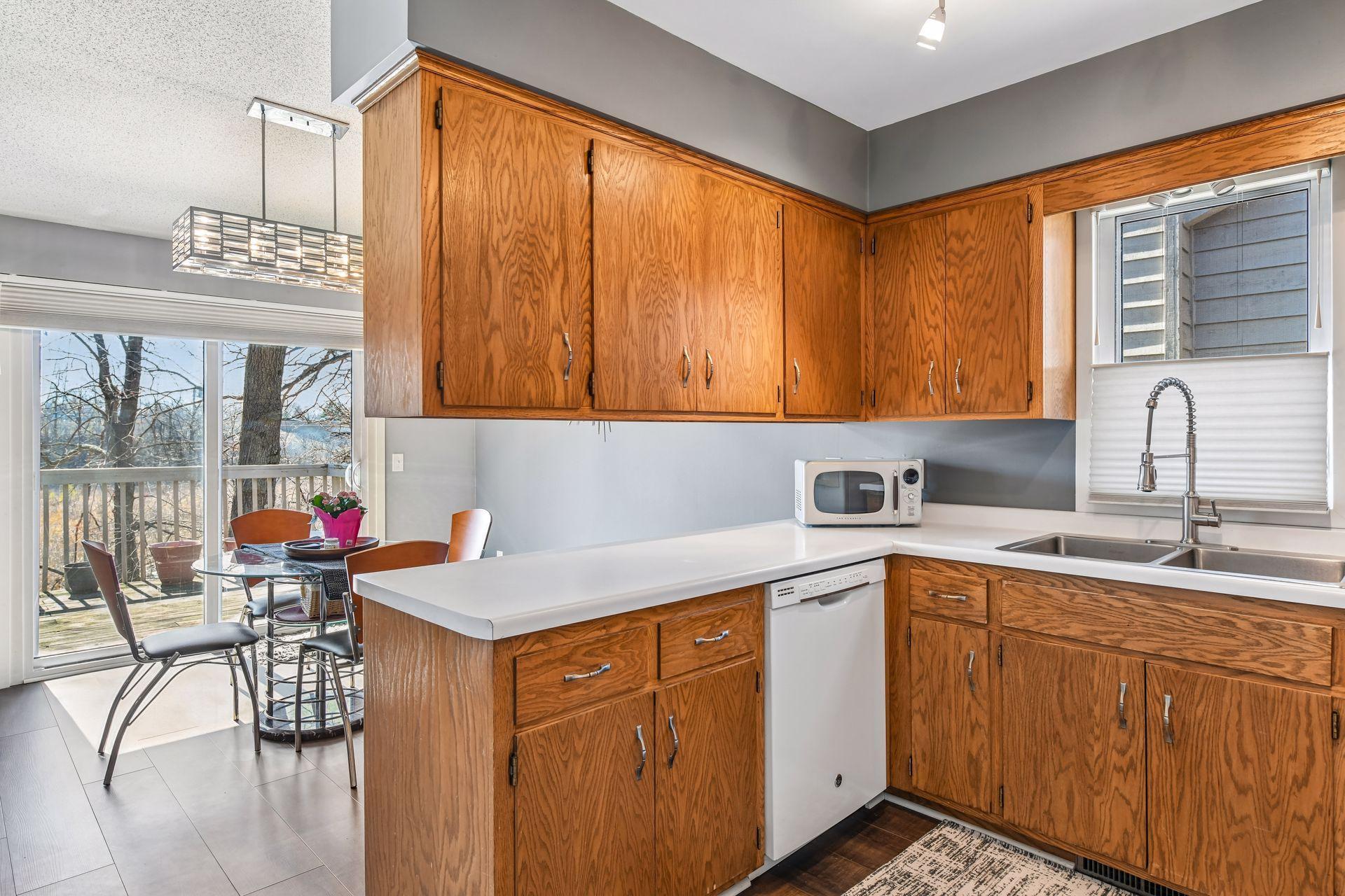 5542 Rowland Road Hopkins, MN 55343 - Photo 15 of 36