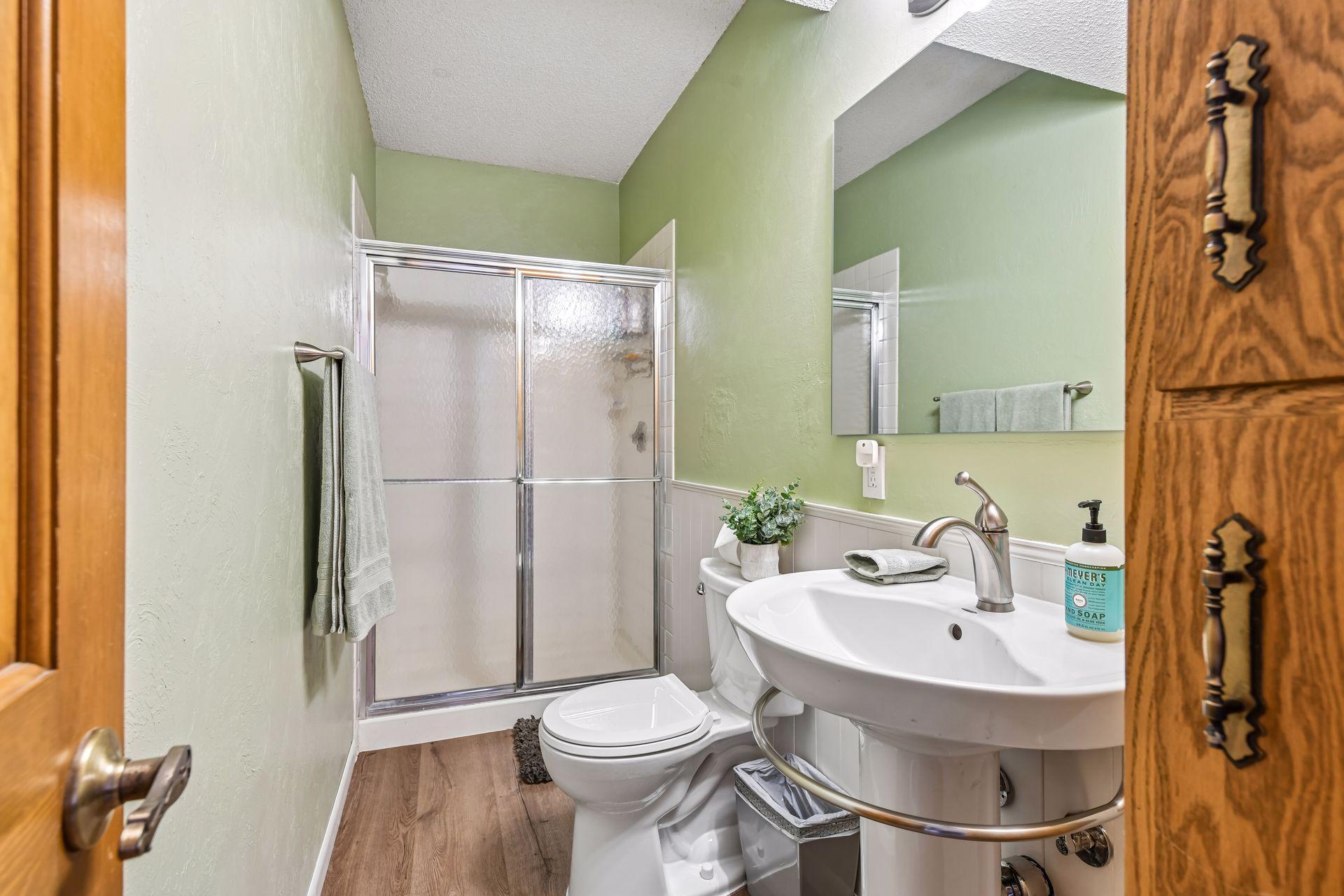 5542 Rowland Road Hopkins, MN 55343 - Photo 27 of 36