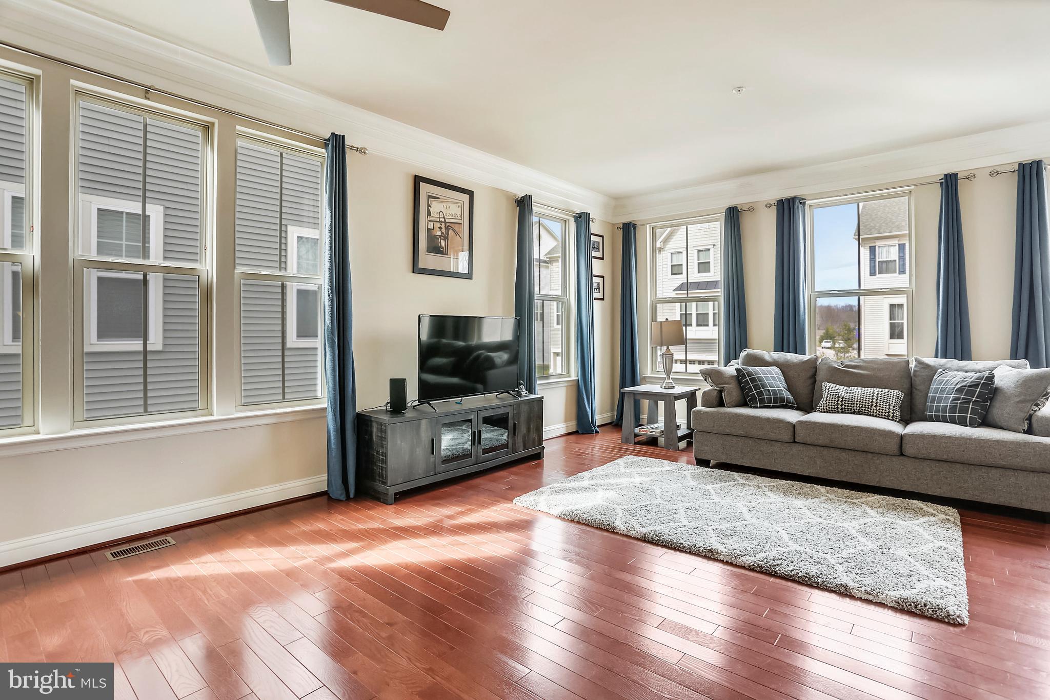 14409 Vedanta Way Silver Spring, MD 20906 - Photo 10 of 33 Gallery Image 10