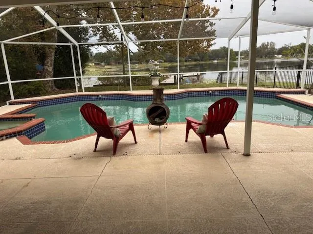 a outdoor view with a sitting space