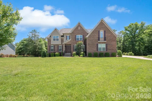 $1,200,000 | 509 Pine Needle Court, Weddington, NC 28104