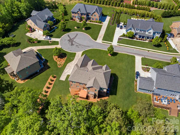 $1,200,000 | 509 Pine Needle Court, Weddington, NC 28104