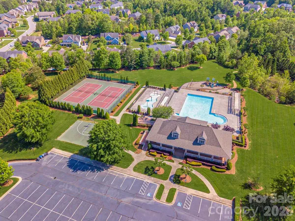 $1,200,000 | 509 Pine Needle Court, Weddington, NC 28104