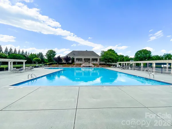 $1,200,000 | 509 Pine Needle Court, Weddington, NC 28104