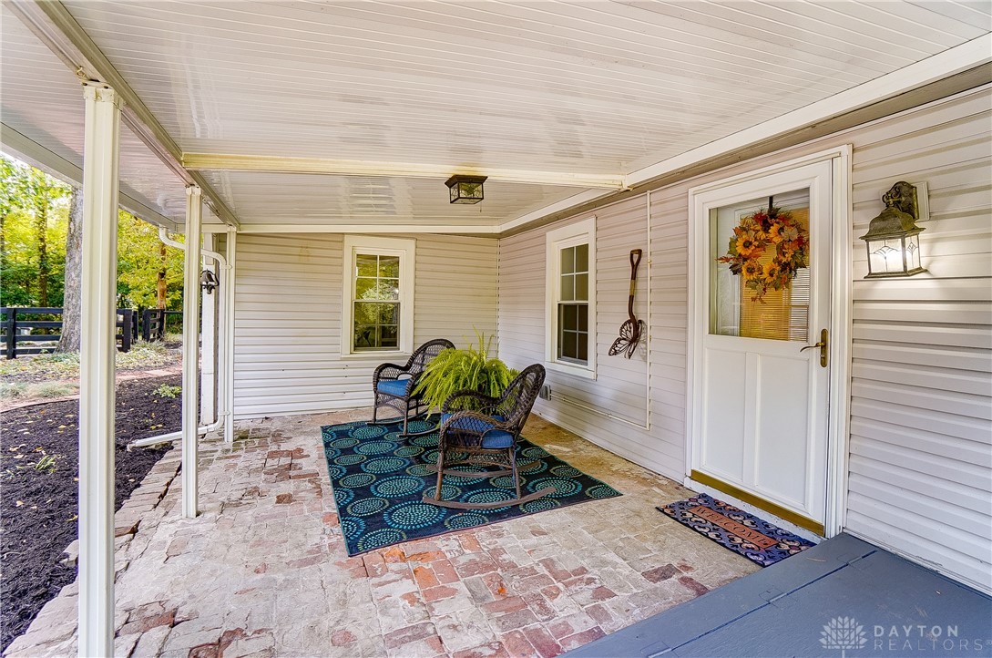 2337 East Alex Bell Road Centerville, OH 45459 - Photo 6 of 49