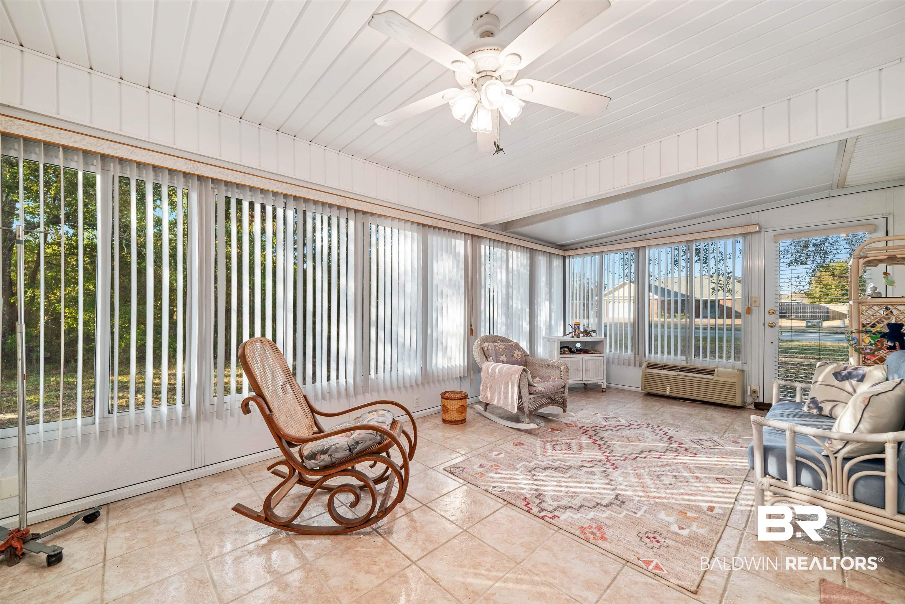 1 Bay Circle Foley, AL 36535 - Photo 22 of 28 Sunroom featuring ceiling fan