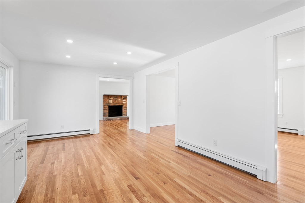 10 Dinahs Way Wareham, MA 02571 - Photo 9 of 26 Gallery Image 9