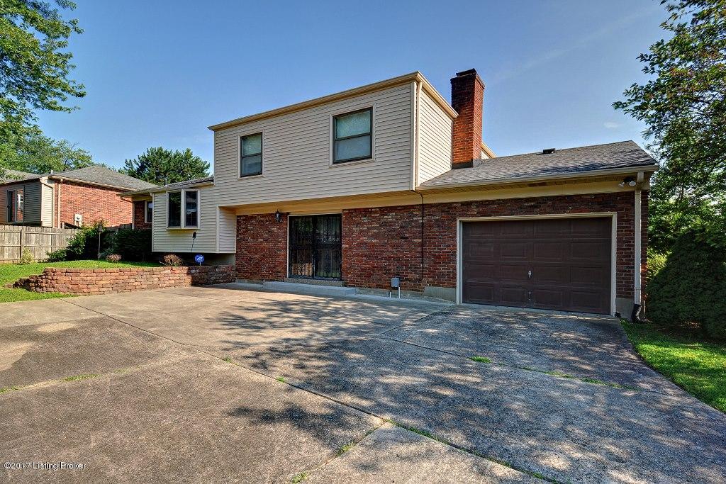 8201 Rochelle Road Louisville, KY 40228 - Photo 27 of 28 Rochelle Dr by CWD 027 (1024x683)