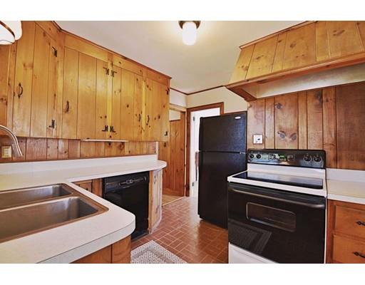 14 Kenilworth Road Shrewsbury, MA 01545 - Photo 4 of 30