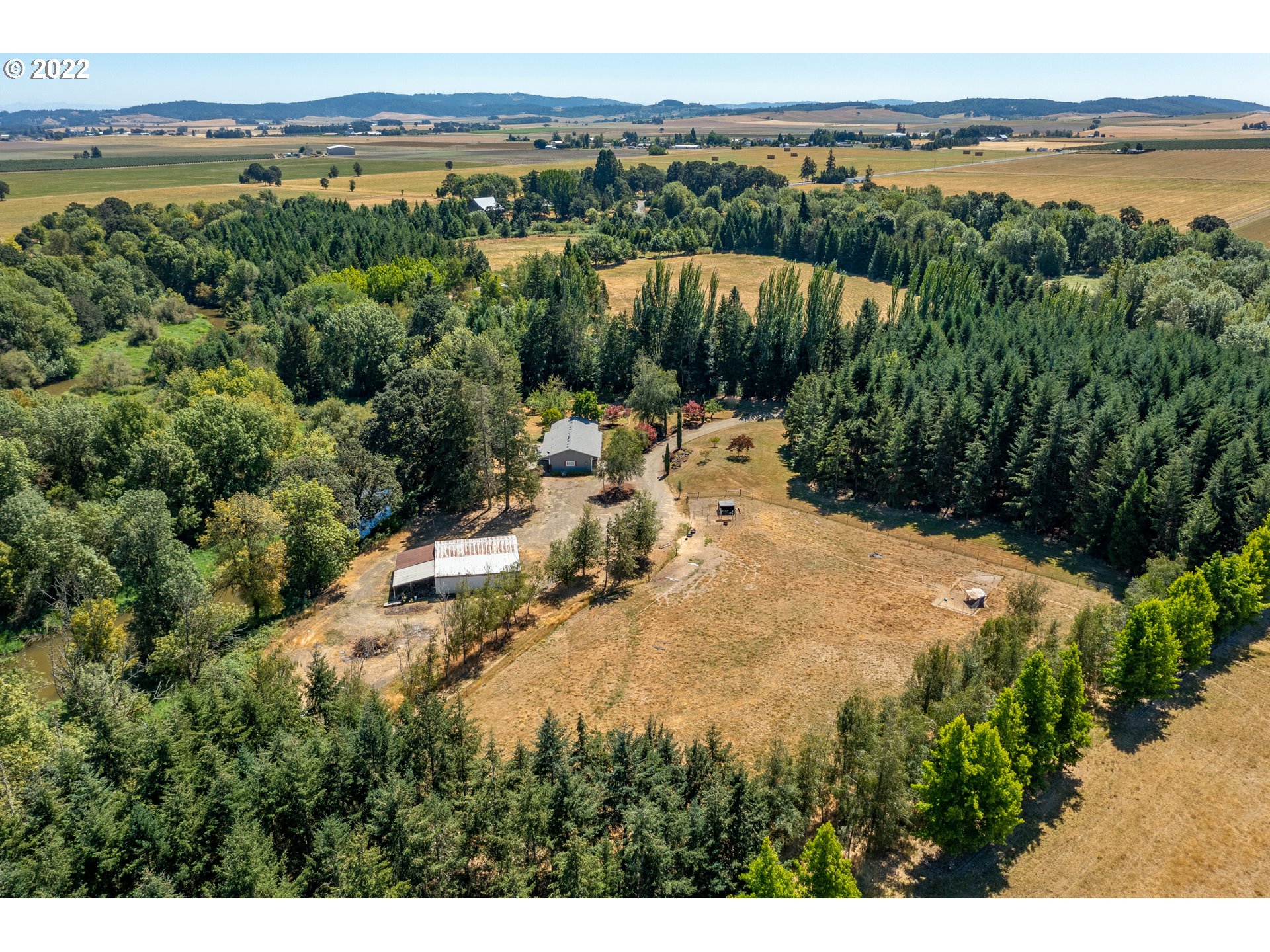 8310 Southwest Broadmead Road Amity, OR 97101 - Photo 4 of 32