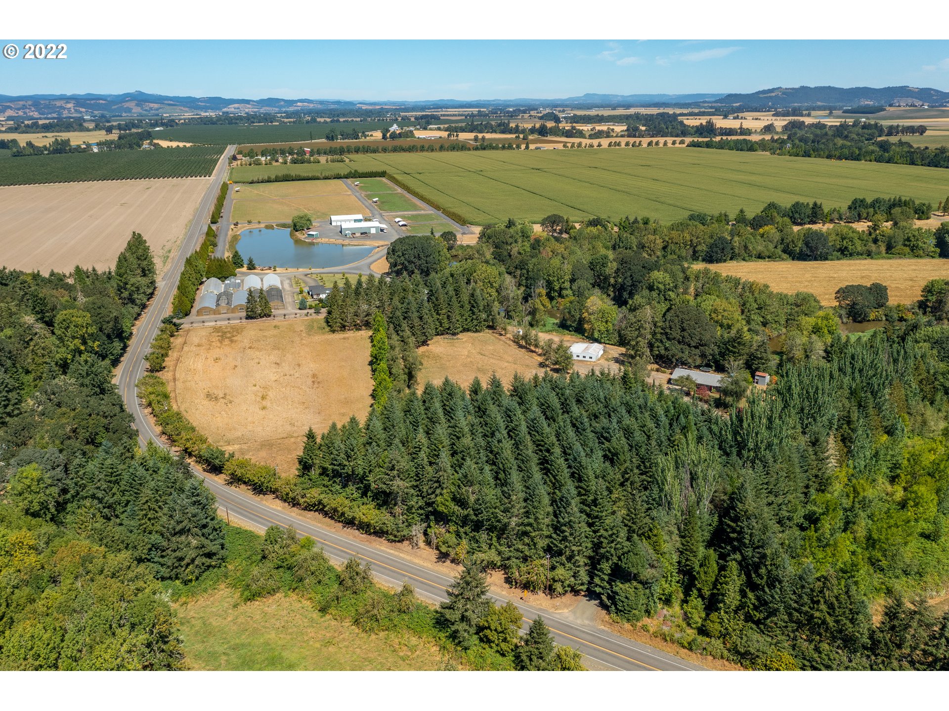8310 Southwest Broadmead Road Amity, OR 97101 - Photo 7 of 32
