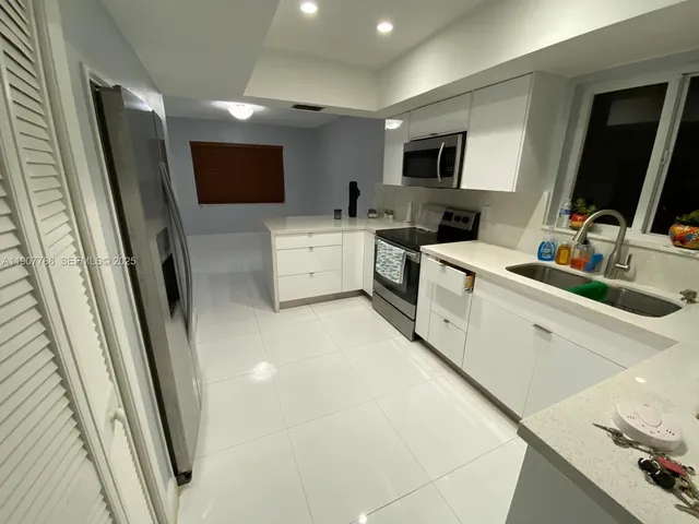 $3,299 | 10934 Southwest 146th Avenue, Miami, FL 33186