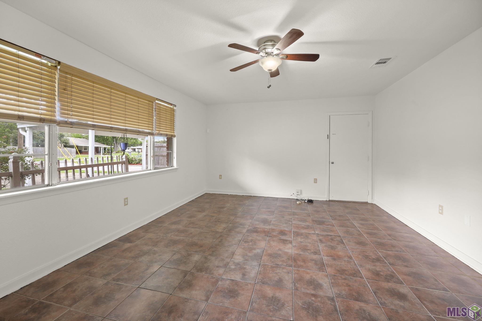 4547 East Essen Heights Court Baton Rouge, LA 70809 - Photo 6 of 18