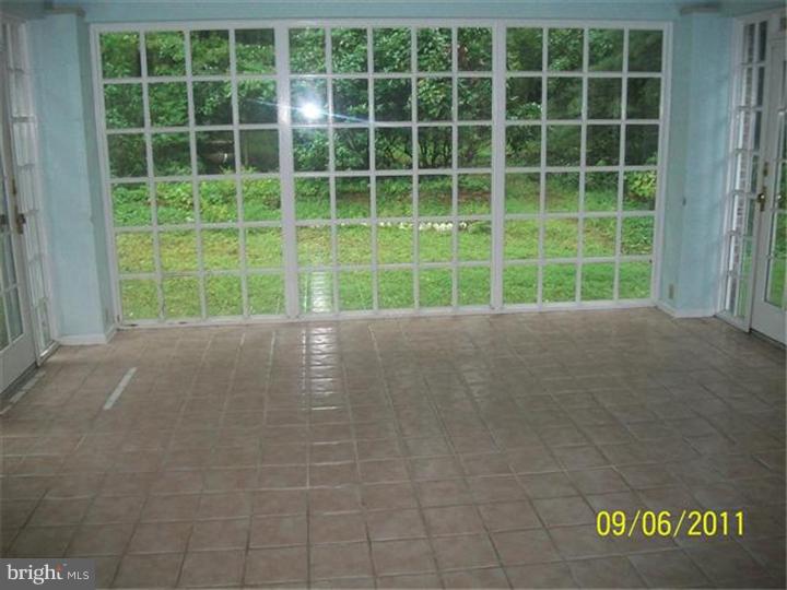 161 Crawford Road Downingtown, PA 19335 - Photo 8 of 11 Gallery Image 8