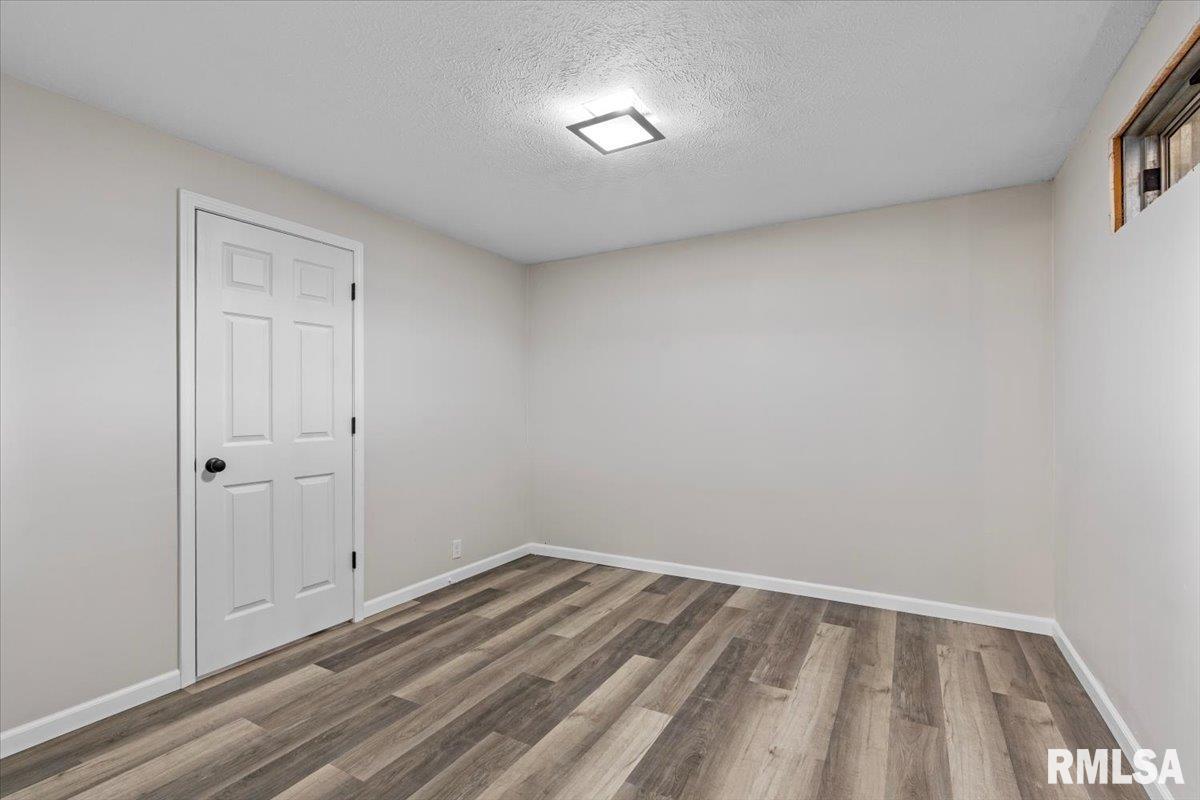 2409 Basil Drive Springfield, IL 62707 - Photo 27 of 31 Gallery Image 27