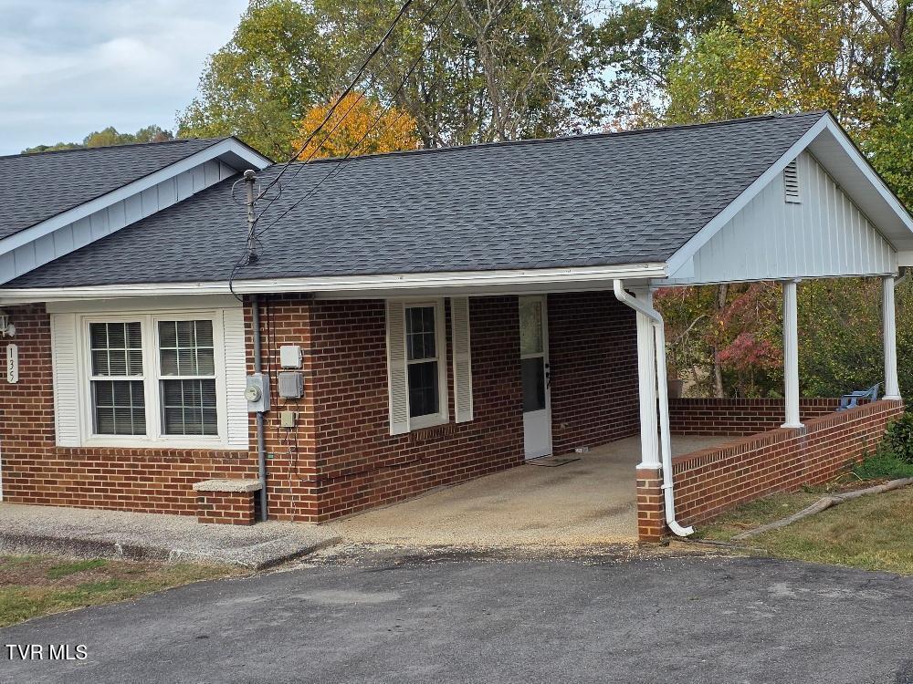 135 Unaka Subdivision Road Elizabethton, TN 37643 - Photo 12 of 21 Unaka Carport