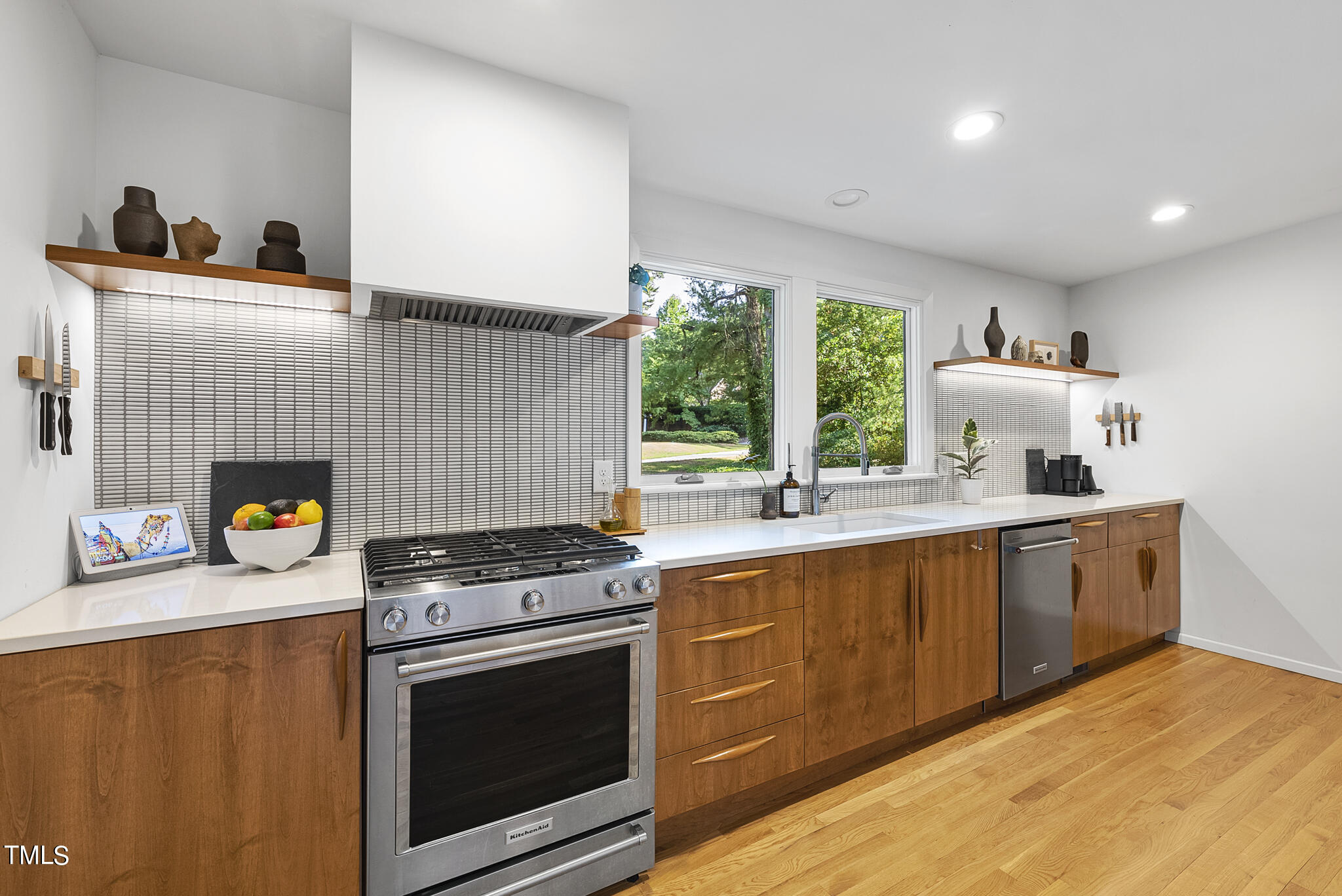 714 Lake Boone Trail Raleigh, NC 27607 - Photo 6 of 59 DSC06292