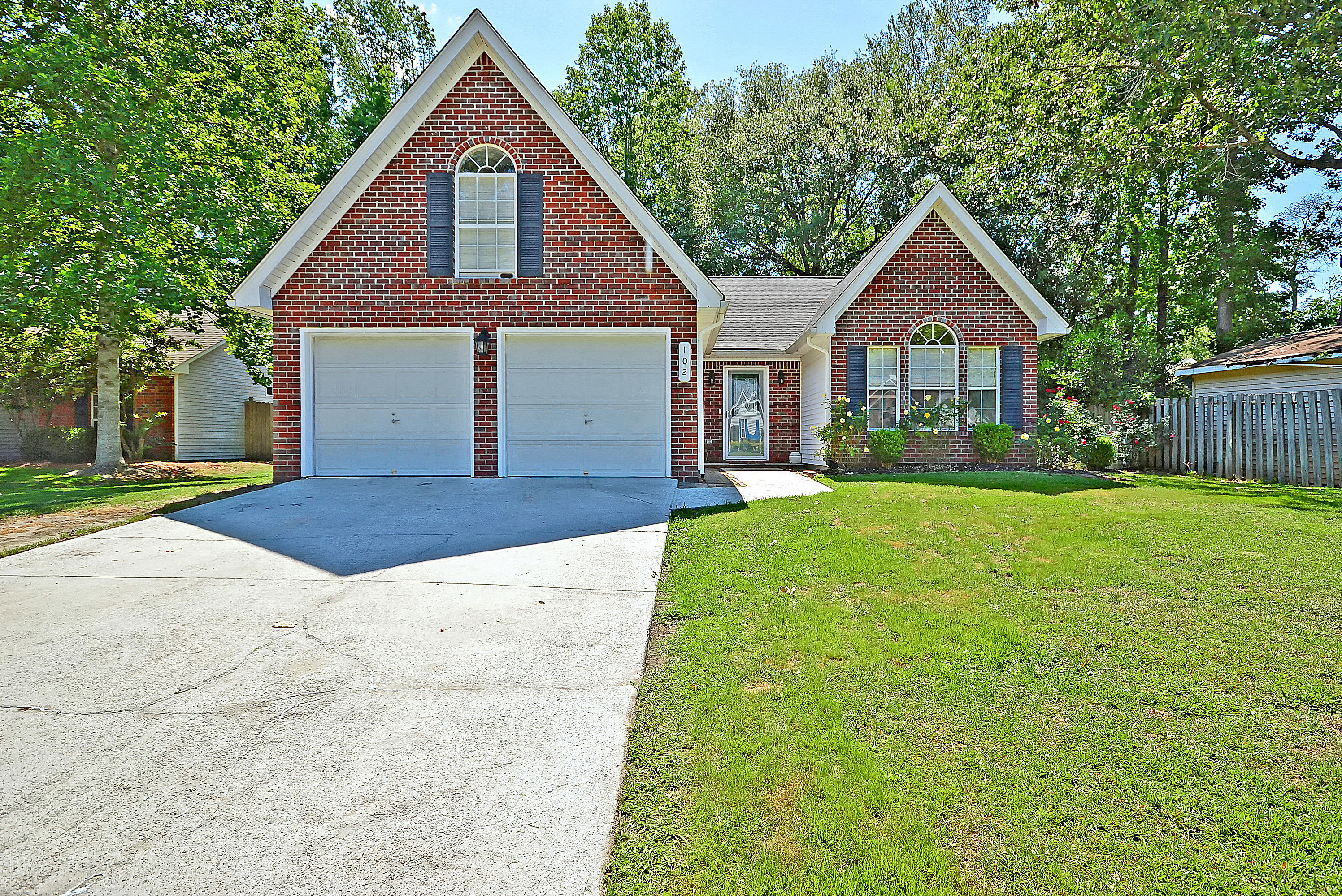 102 Landau Road Summerville, SC 29485 - Photo 2 of 33 DSC_0227 copy